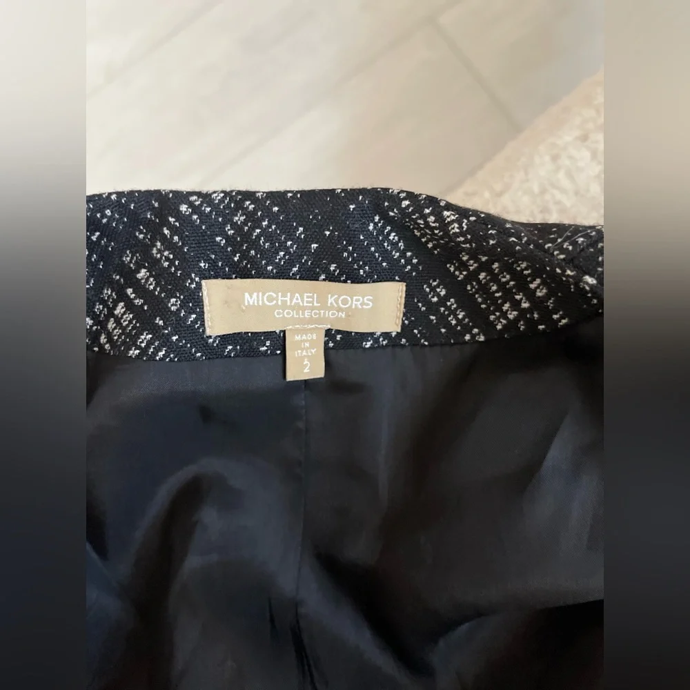 michael kors button up tweed top